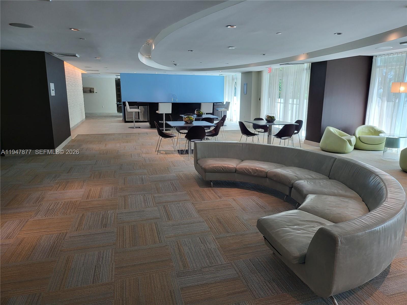 THE PLAZA 901 BRICKELL CO - Residential