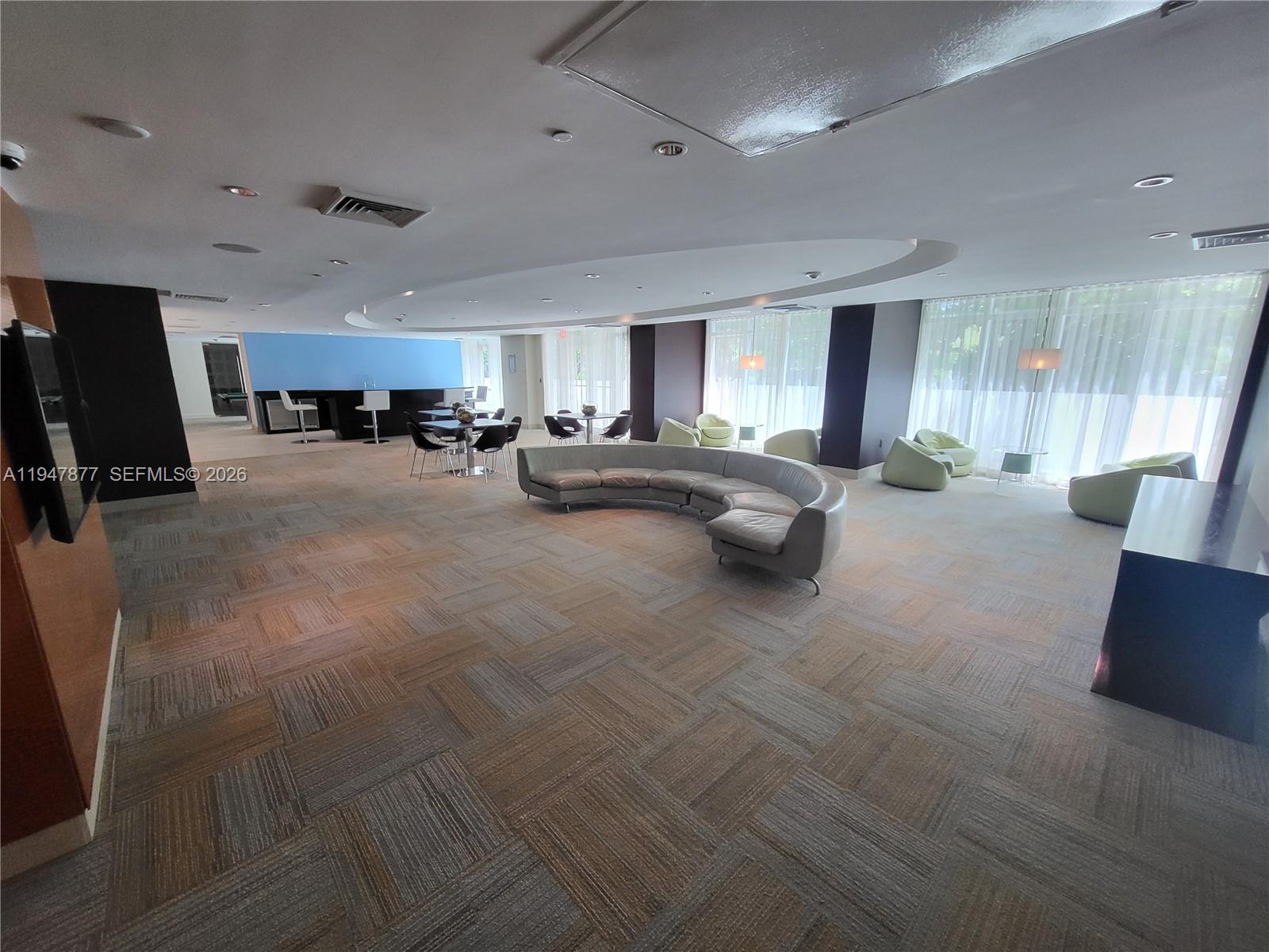 THE PLAZA 901 BRICKELL CO - Residential