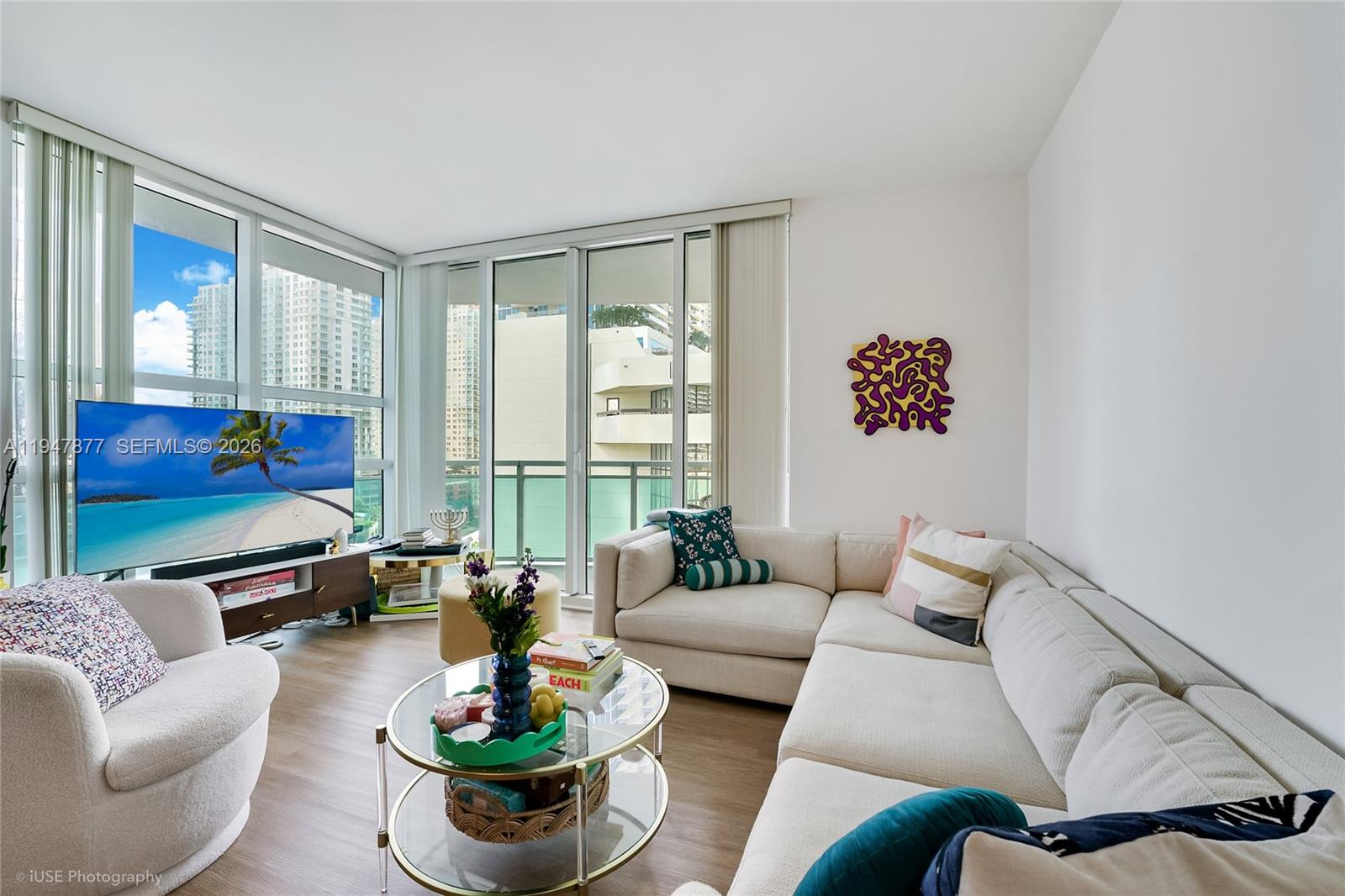 THE PLAZA 901 BRICKELL CO - Residential