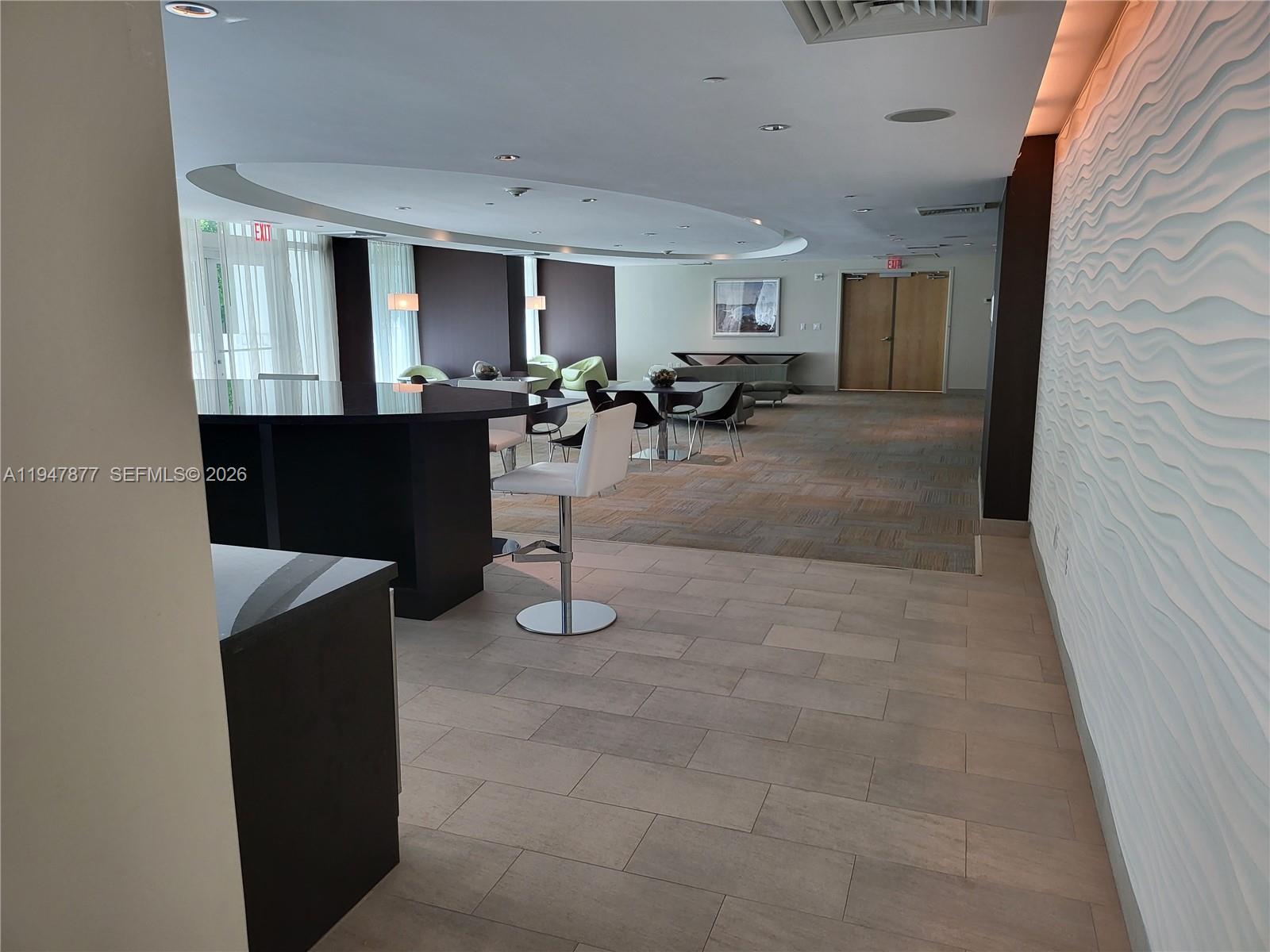 THE PLAZA 901 BRICKELL CO - Residential