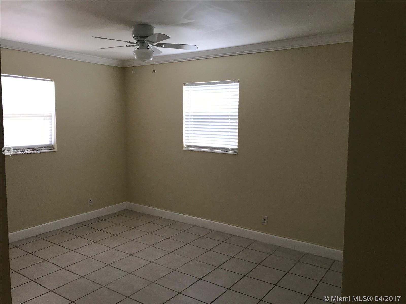 CORAL MANOR 4TH ADD - Residential Lease