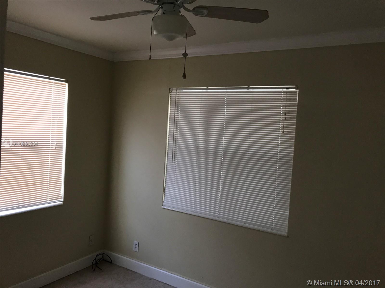 CORAL MANOR 4TH ADD - Residential Lease