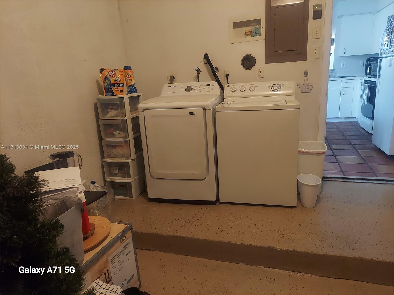 SECTORS 3 & 4 BOUNDARY PL - Residential