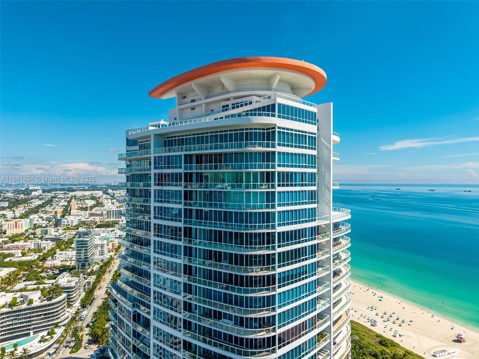 CONTINUUM ON SOUTH BEACH - Residential