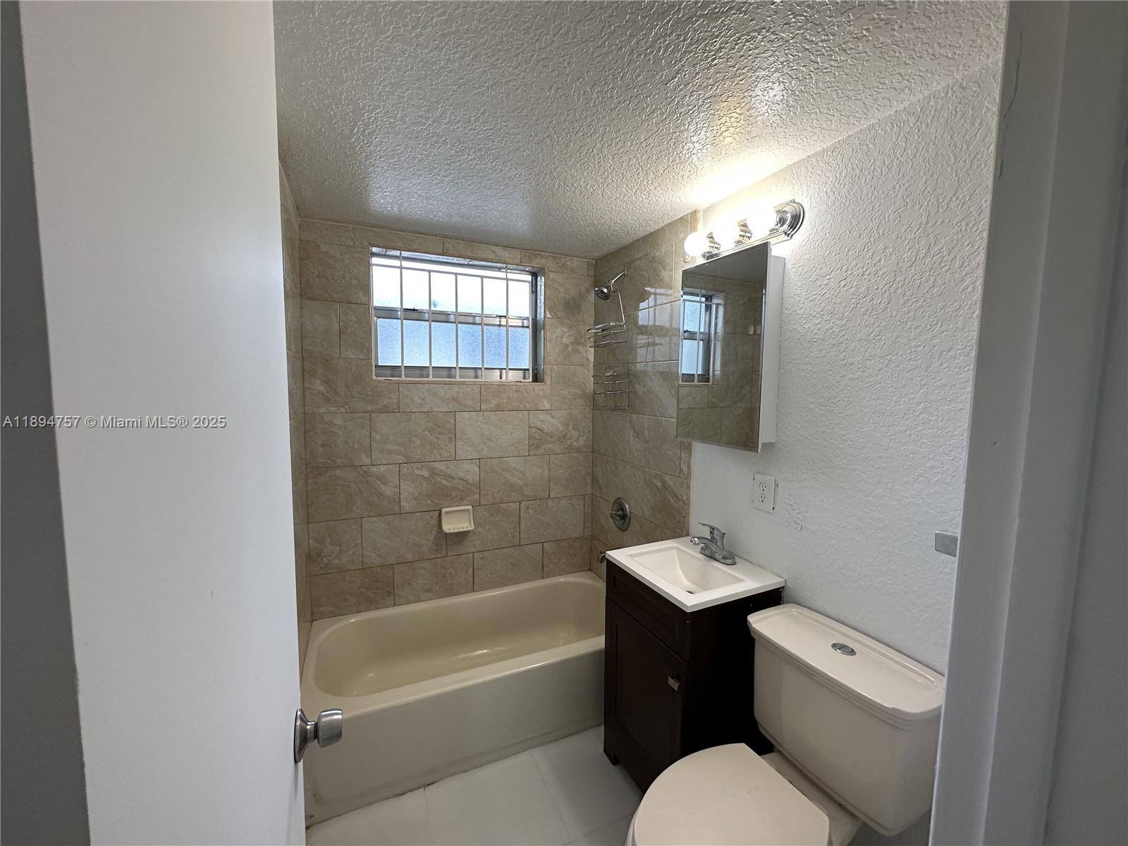 MAGNOLIA SUB - Residential Lease