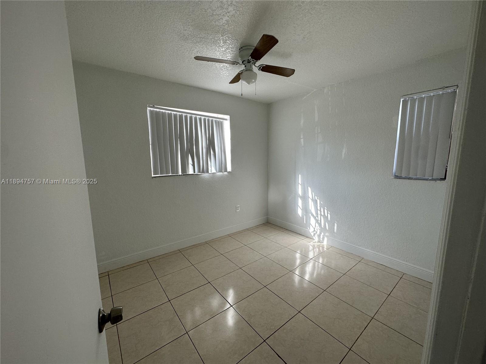 MAGNOLIA SUB - Residential Lease