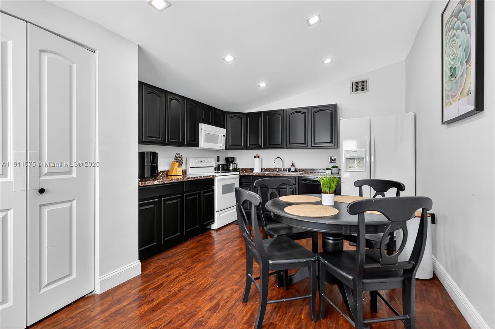 BAY VISTA PARK AMD PL - Residential