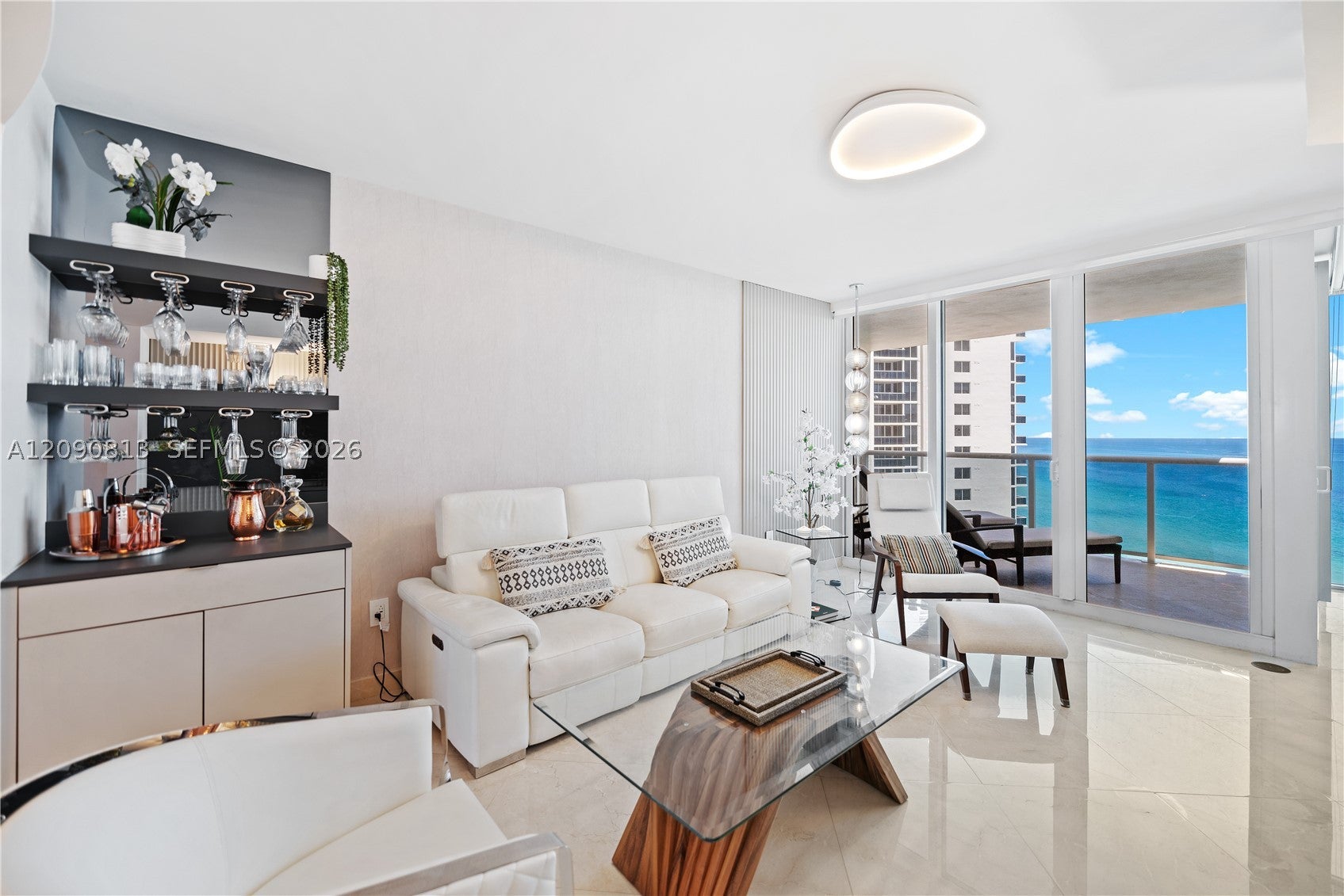 19111 Collins Ave 2207