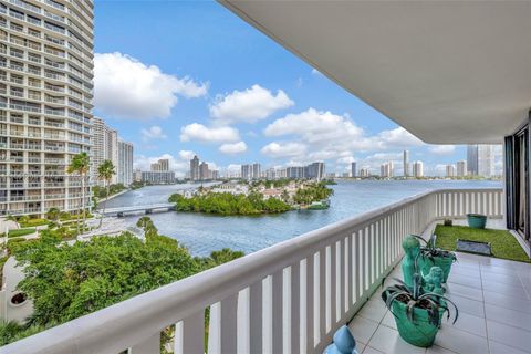 A home in Aventura