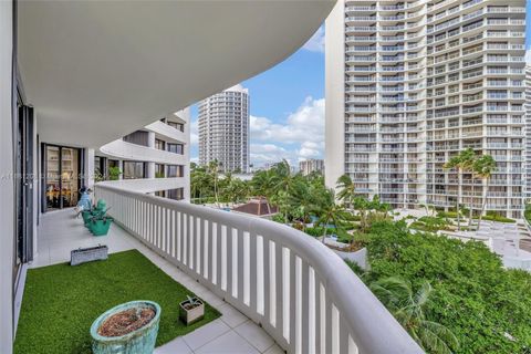 A home in Aventura