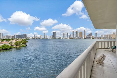 A home in Aventura