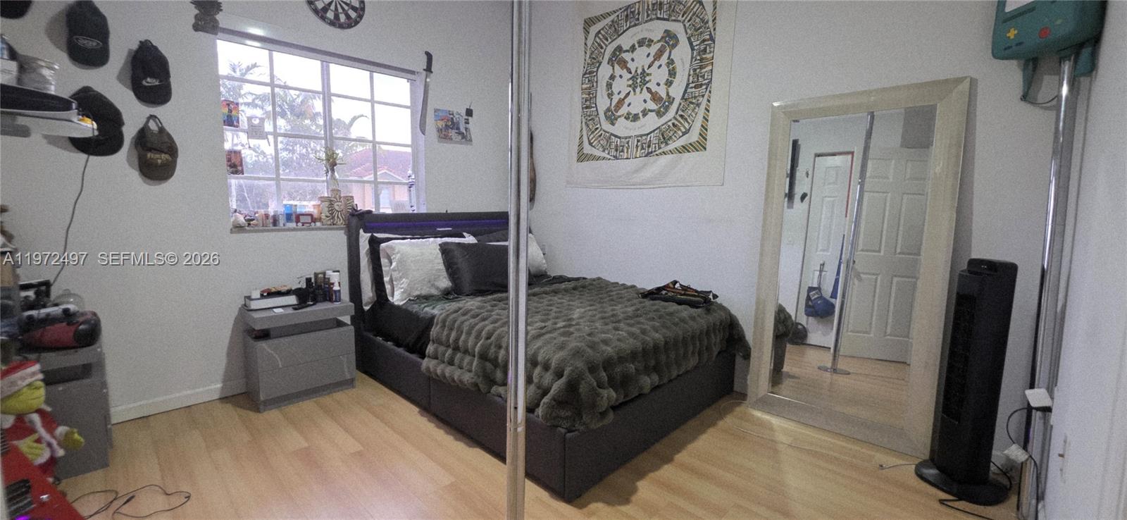 LYONS INDUSTRIAL PARK - Residential