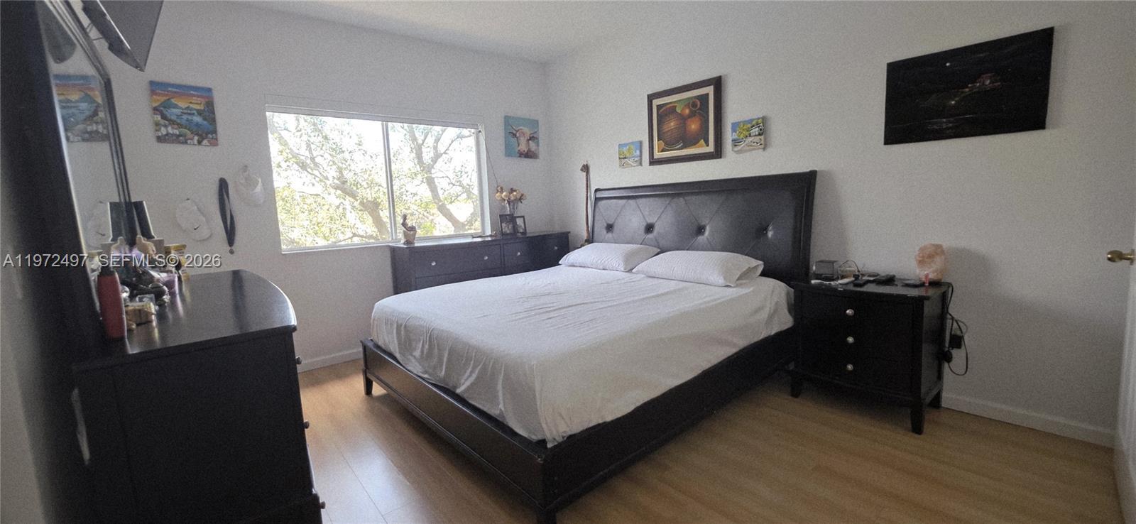 LYONS INDUSTRIAL PARK - Residential