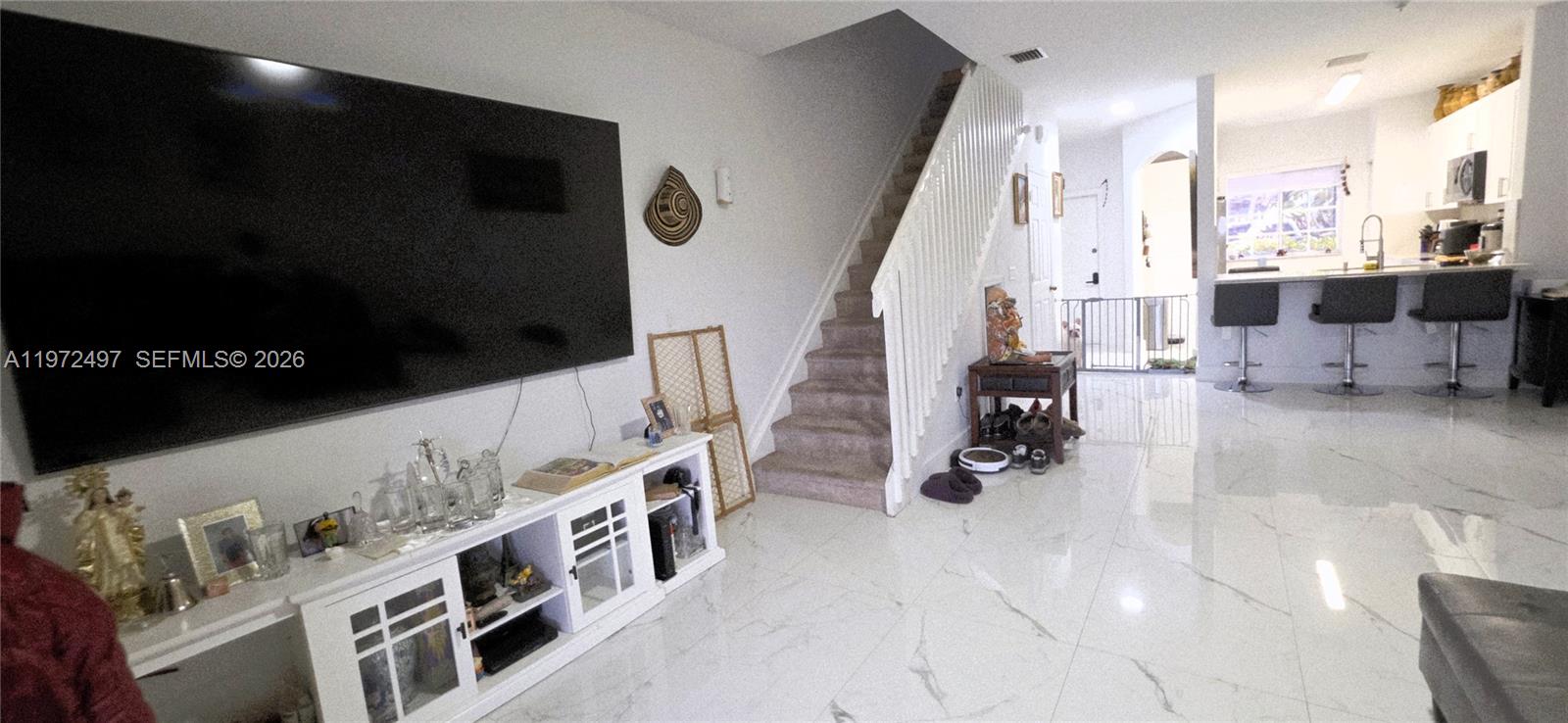 LYONS INDUSTRIAL PARK - Residential