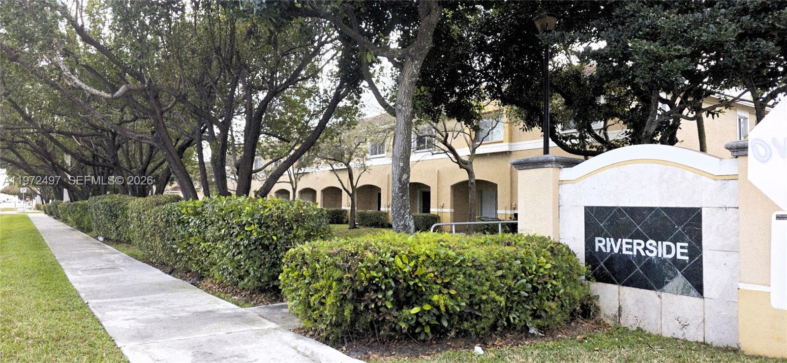 LYONS INDUSTRIAL PARK - Residential