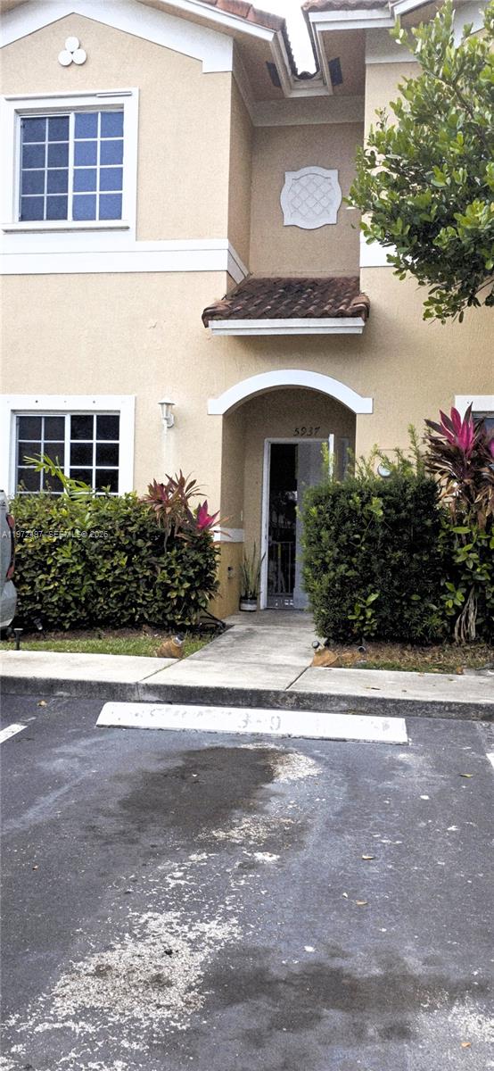 LYONS INDUSTRIAL PARK - Residential