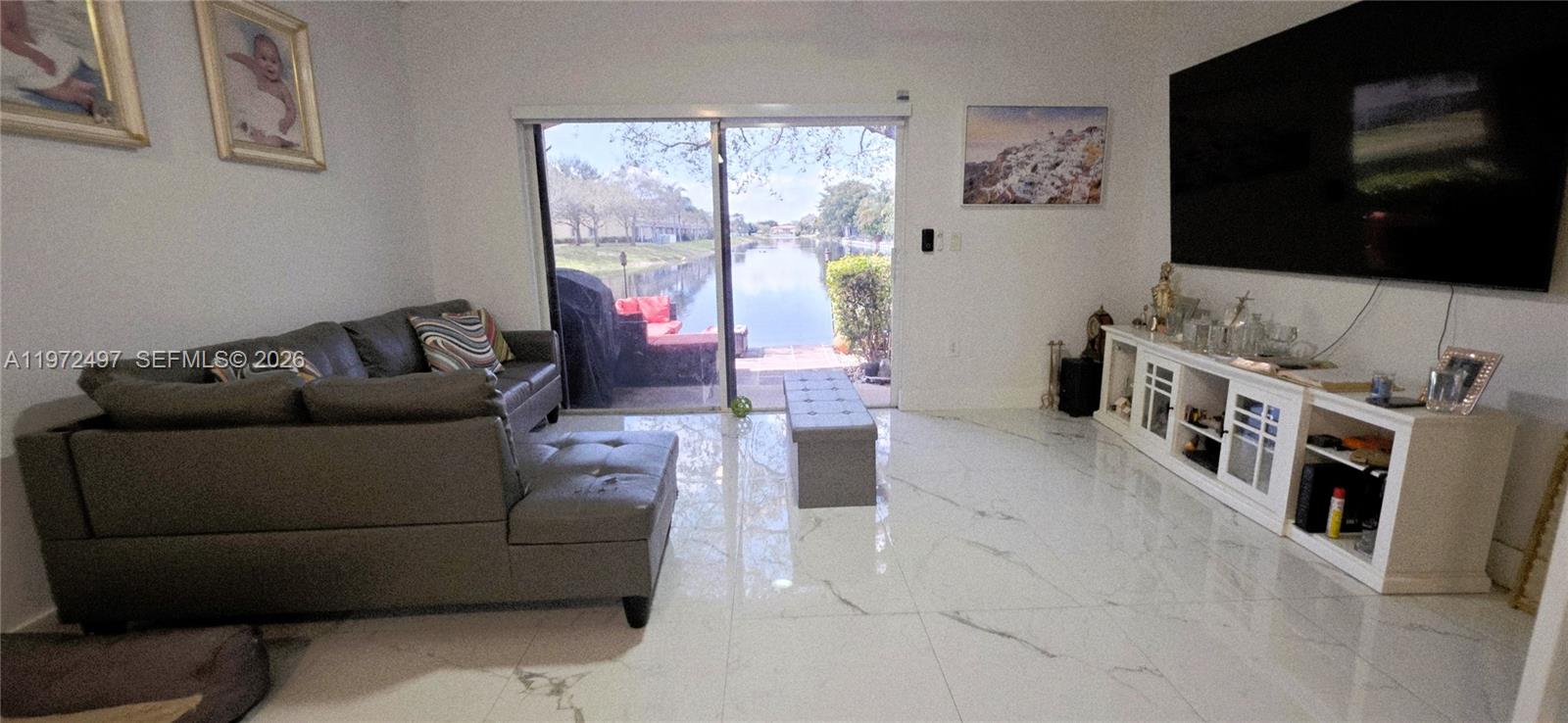 LYONS INDUSTRIAL PARK - Residential