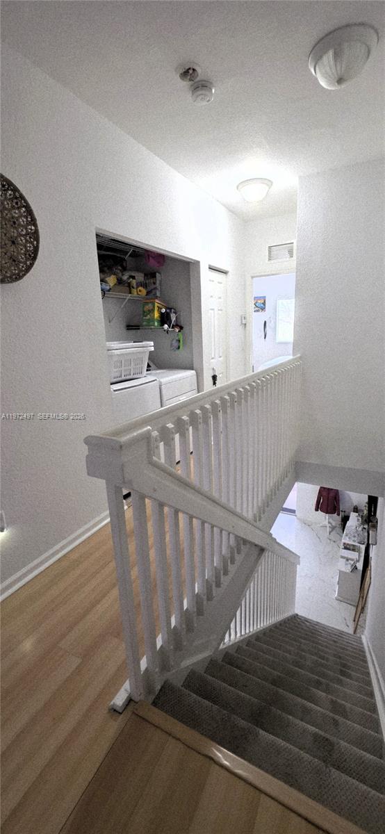 LYONS INDUSTRIAL PARK - Residential