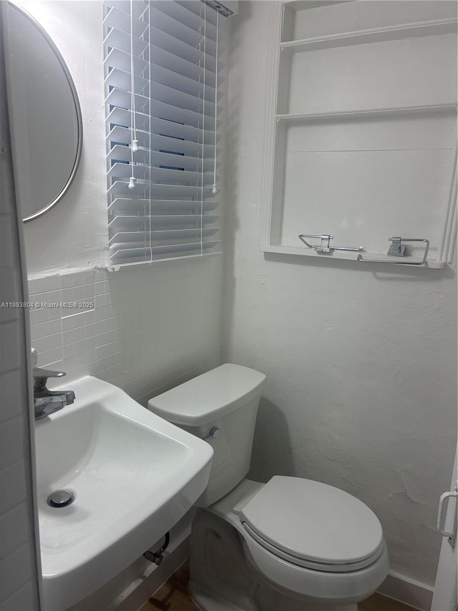 HENRY FORD SUB NO 1 - Residential Lease