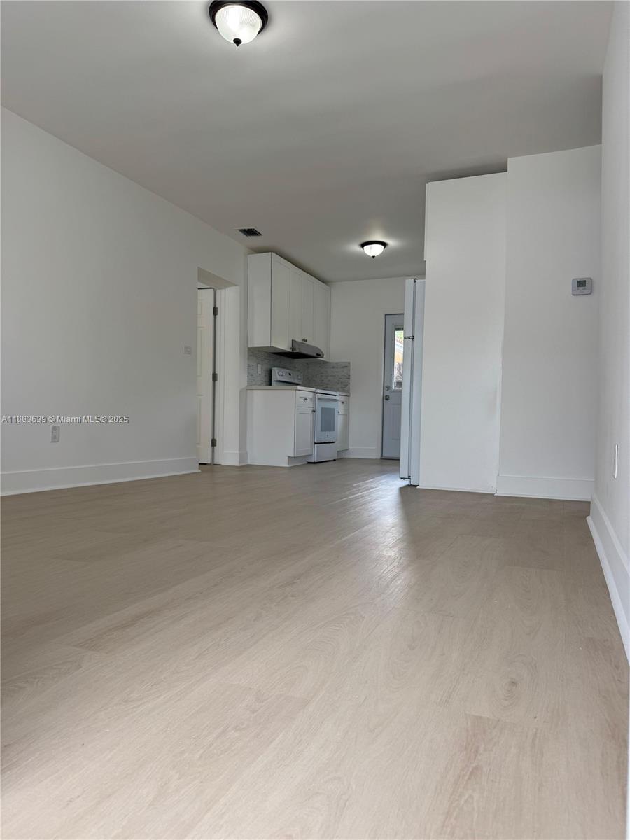 MILLERDALE - Residential Lease