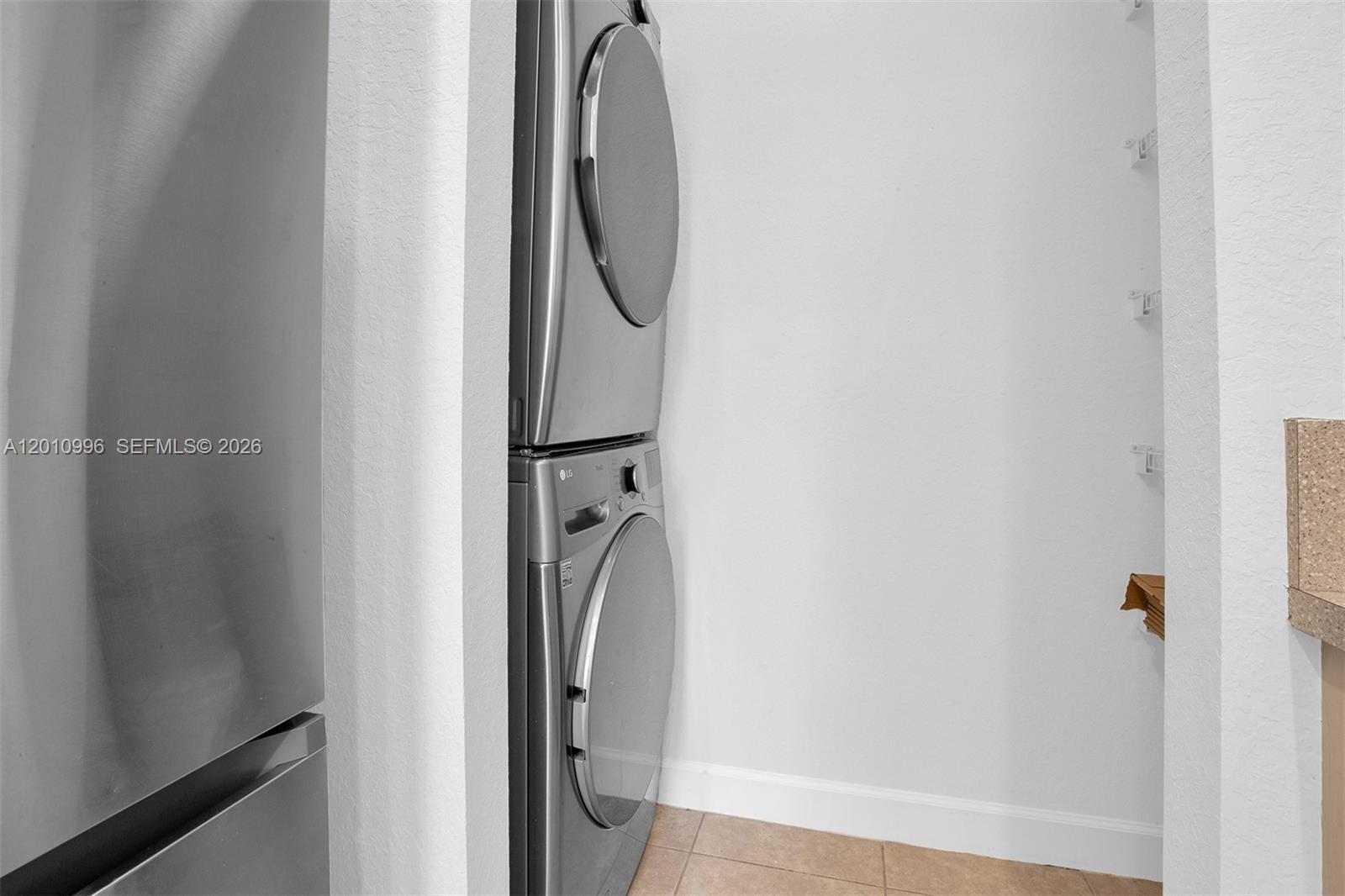 COBBLESTONE CONDO - Residential