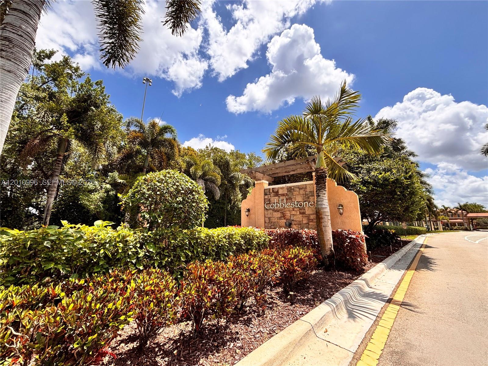COBBLESTONE CONDO - Residential