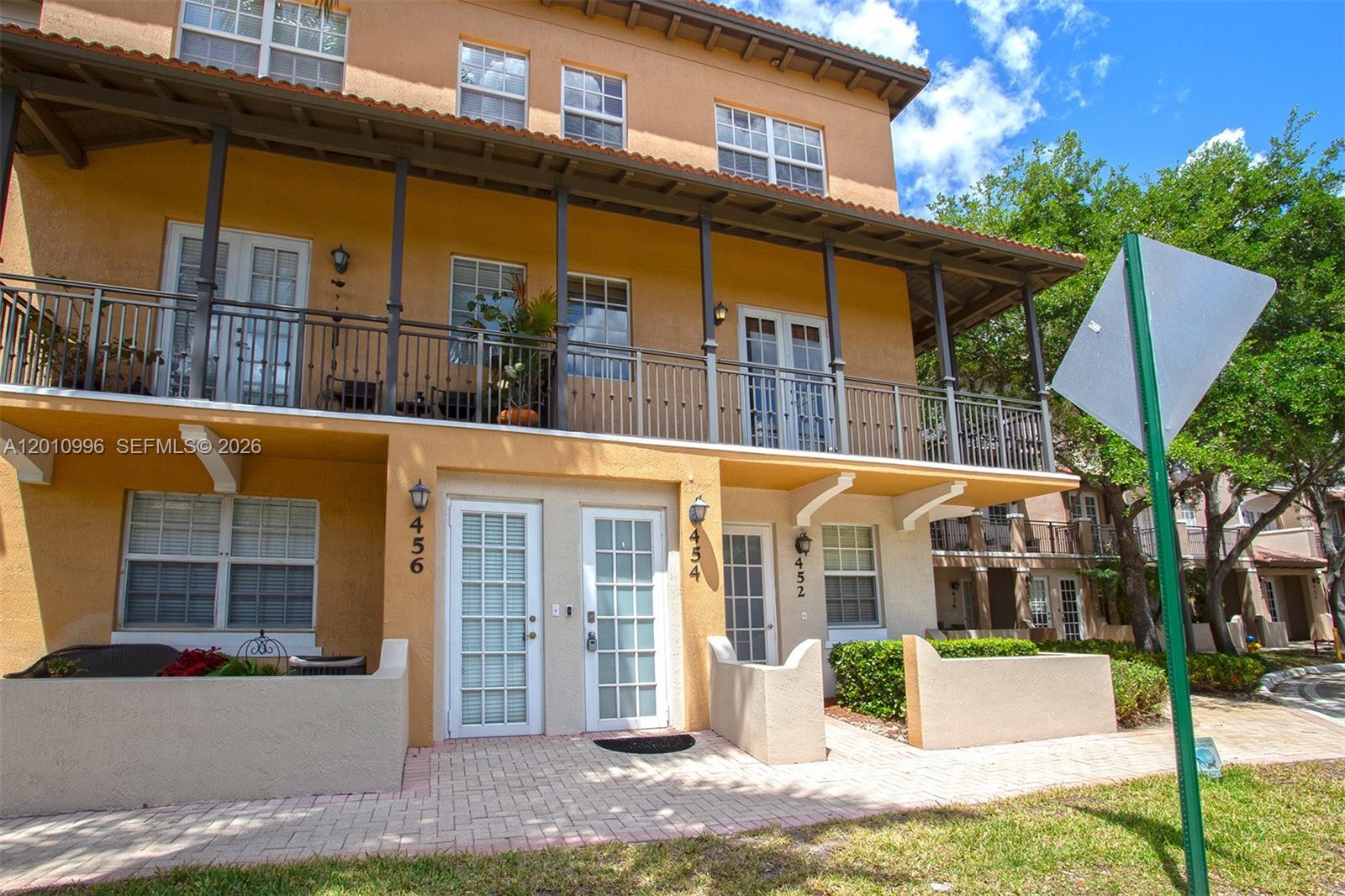 COBBLESTONE CONDO - Residential