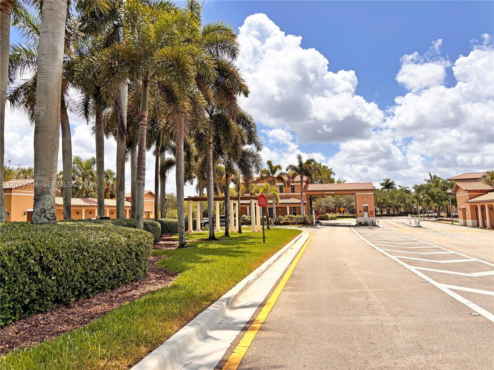 COBBLESTONE CONDO - Residential