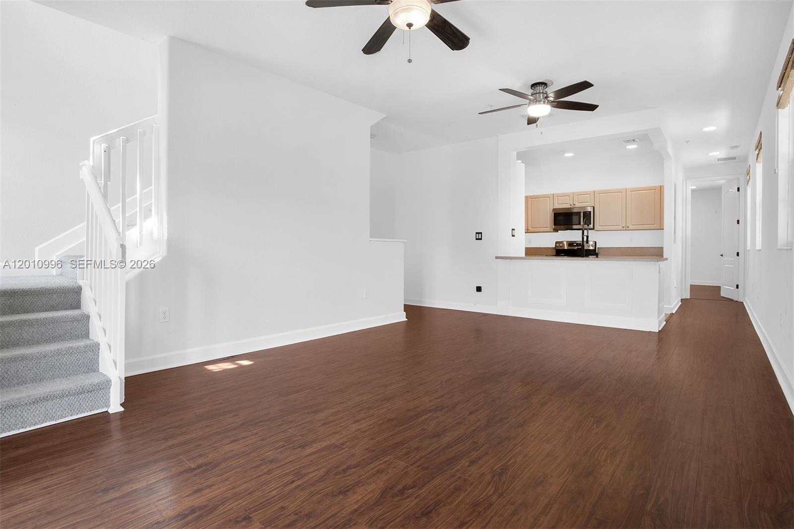 COBBLESTONE CONDO - Residential