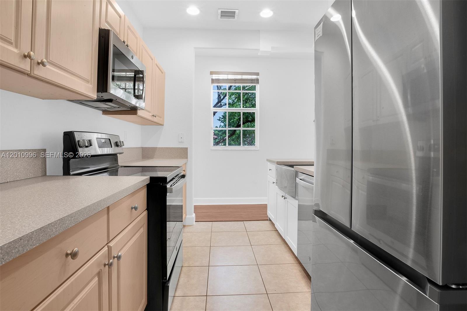 COBBLESTONE CONDO - Residential