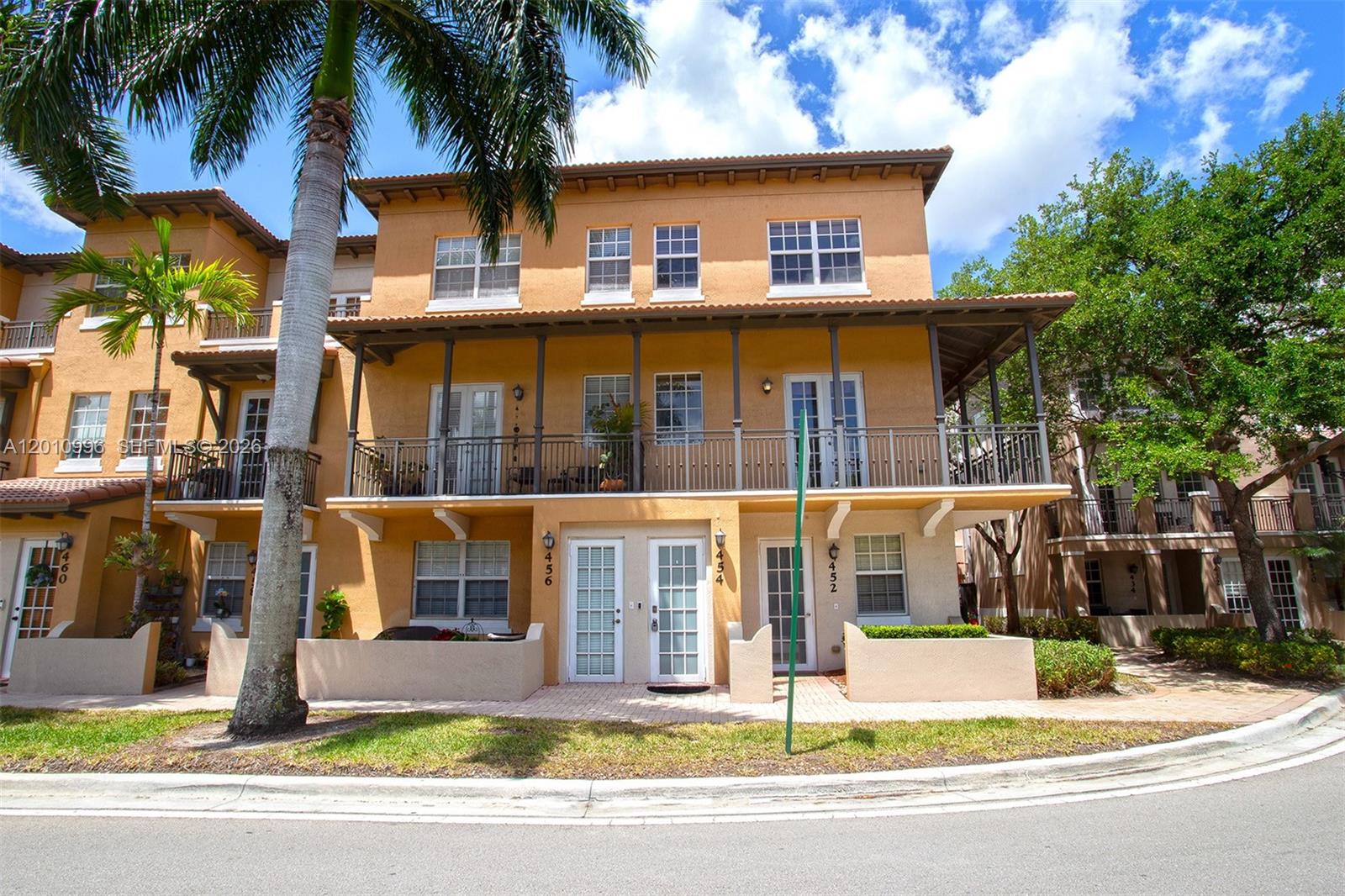 COBBLESTONE CONDO - Residential