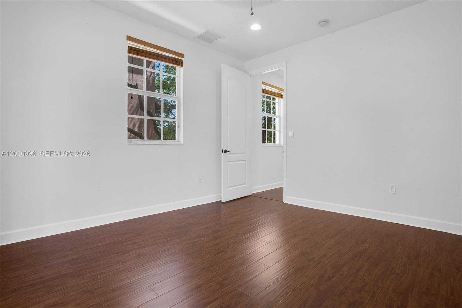 COBBLESTONE CONDO - Residential