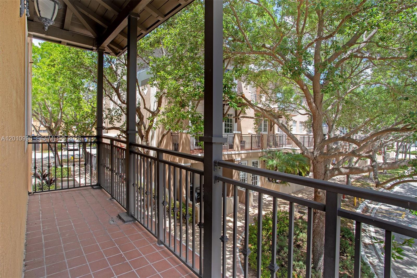 COBBLESTONE CONDO - Residential