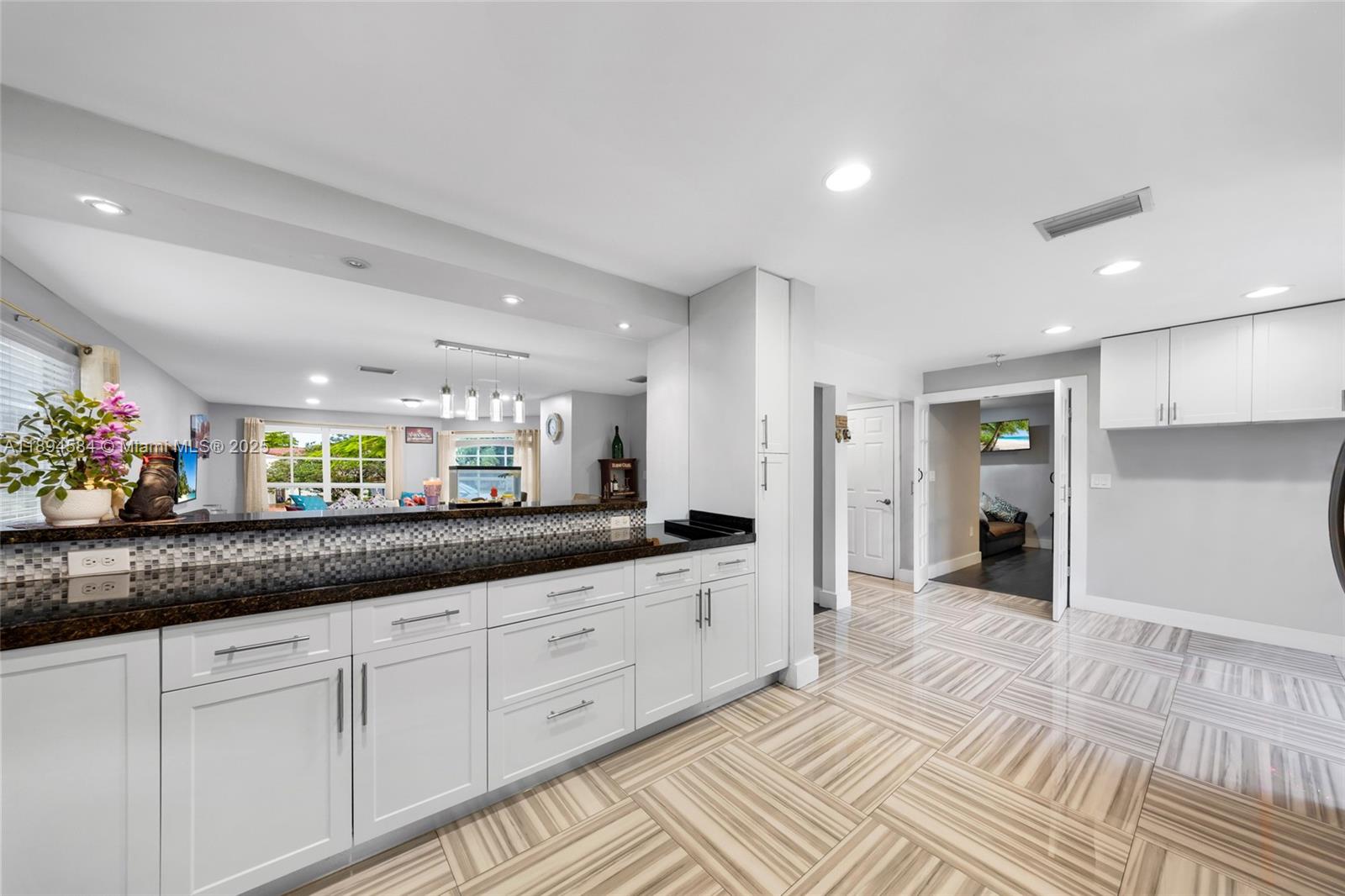 CALIFORNIA GROVE HOMES - Residential