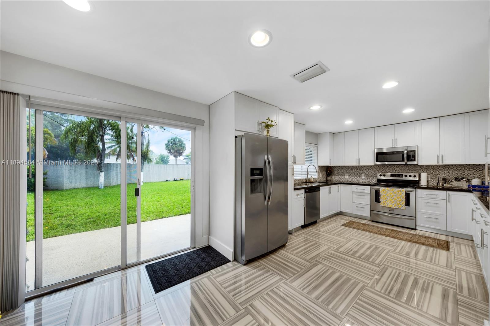 CALIFORNIA GROVE HOMES - Residential