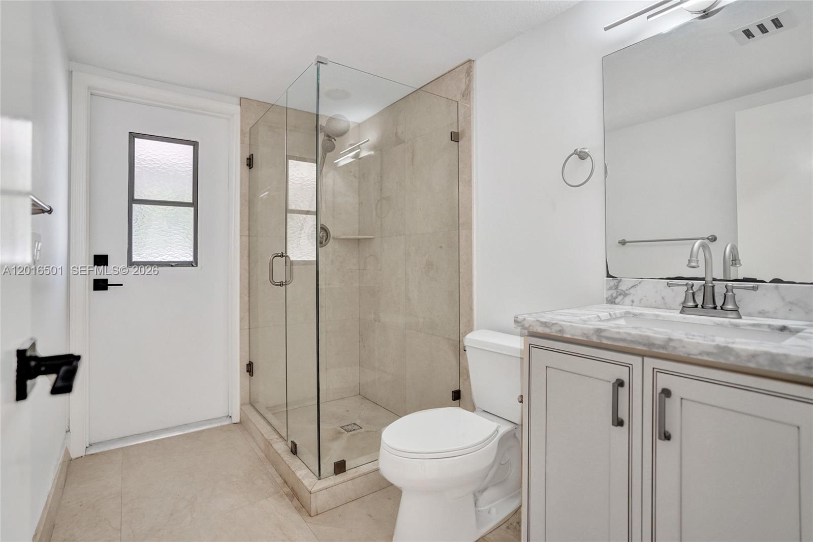 KINGSLAND - Residential Lease