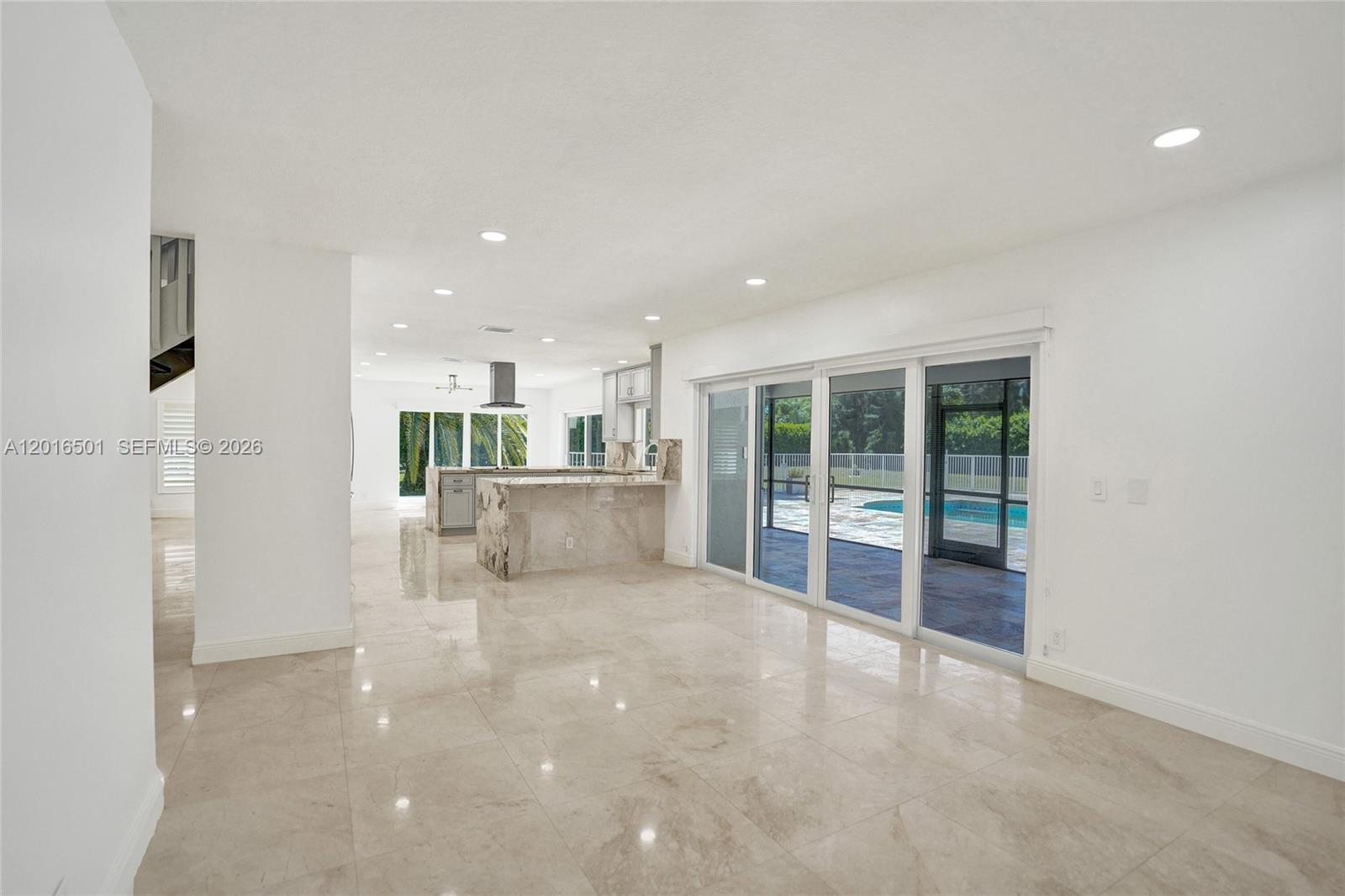 KINGSLAND - Residential Lease