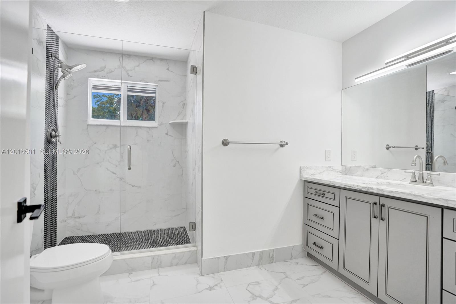 KINGSLAND - Residential Lease