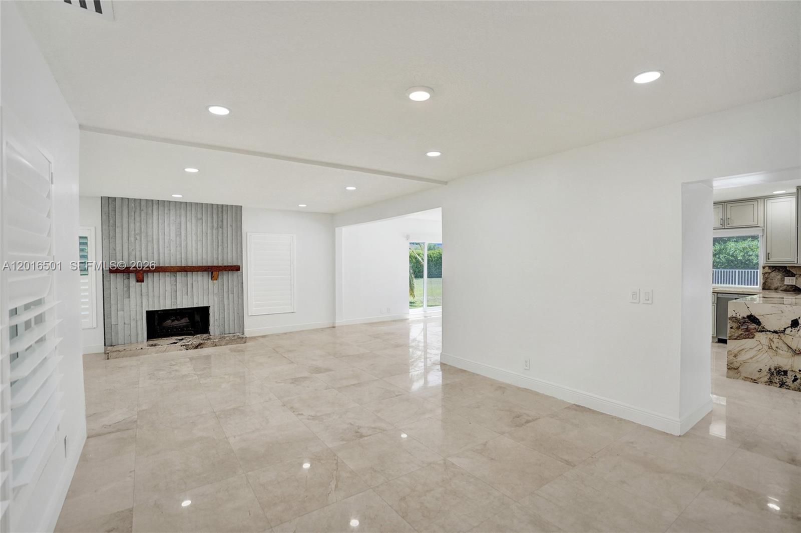 KINGSLAND - Residential Lease