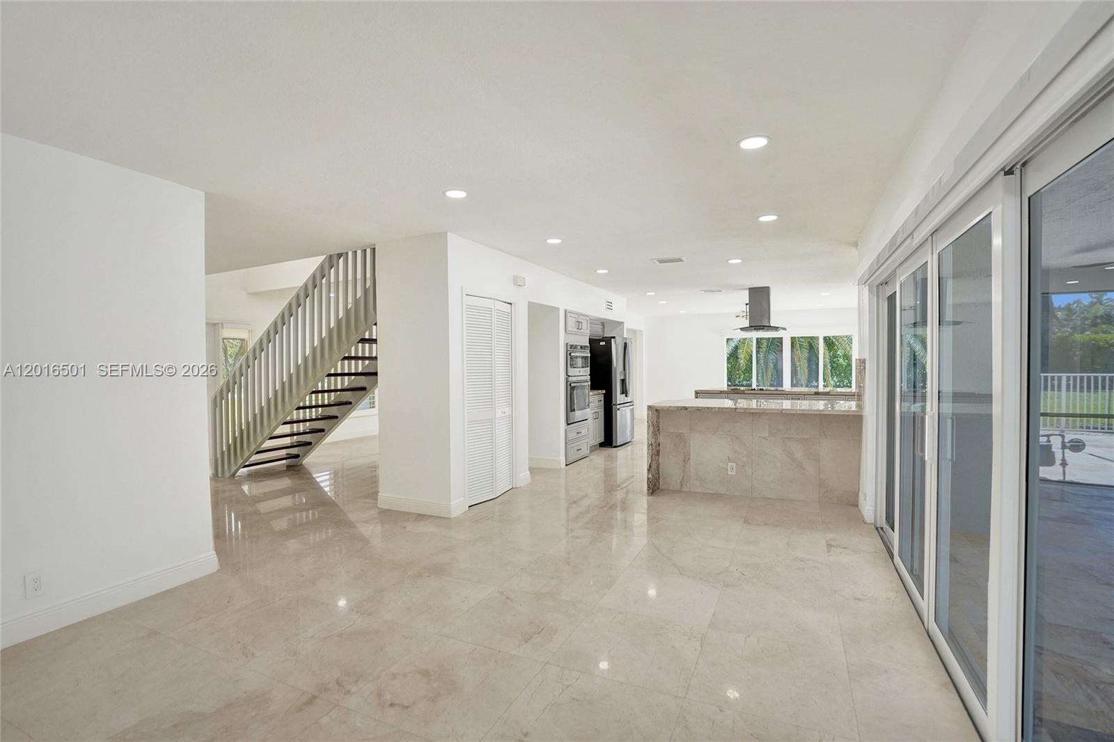 KINGSLAND - Residential Lease