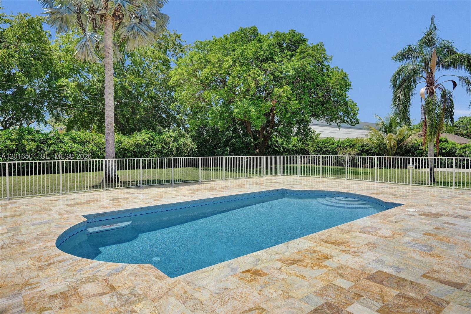 KINGSLAND - Residential Lease