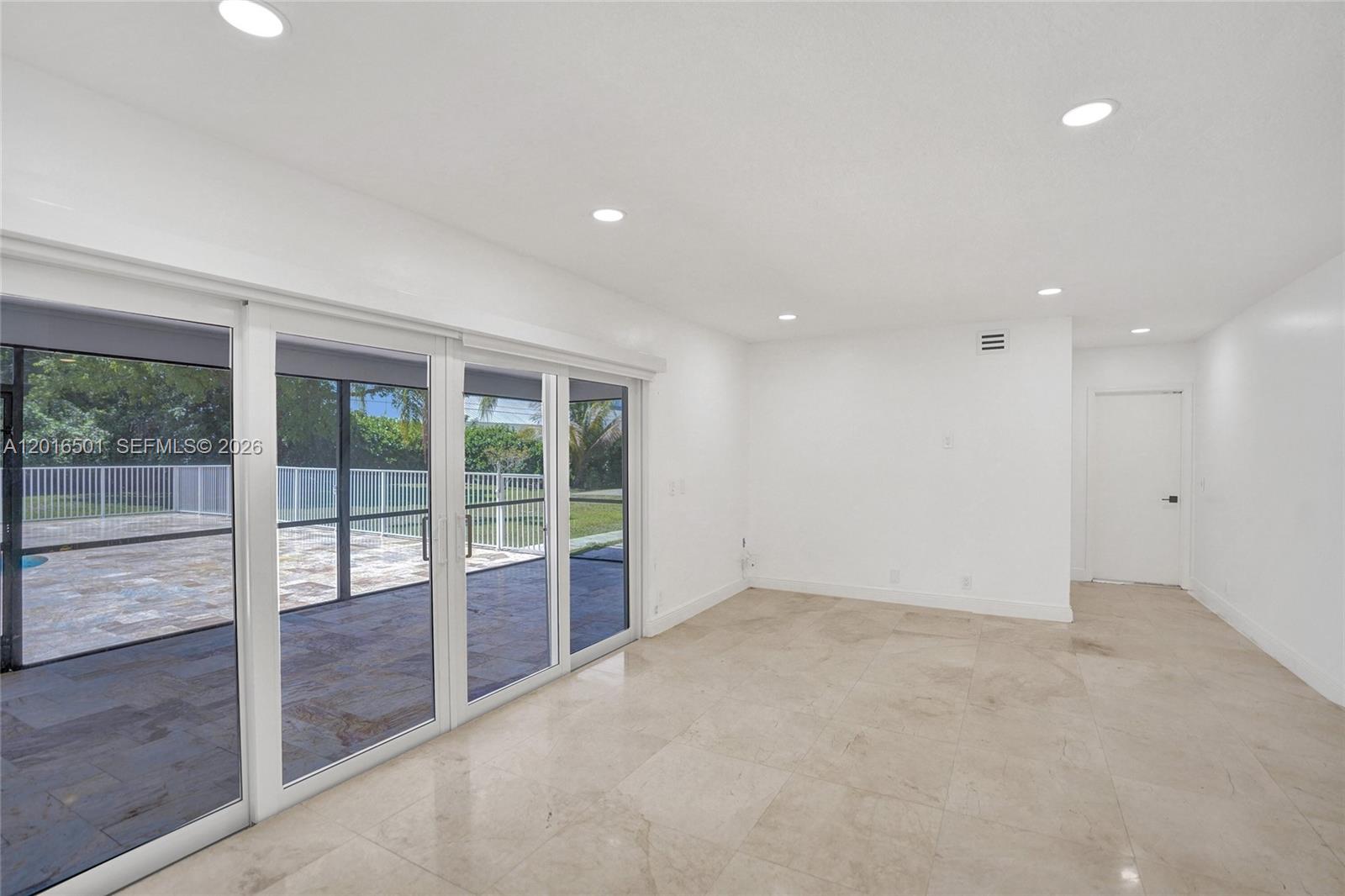 KINGSLAND - Residential Lease