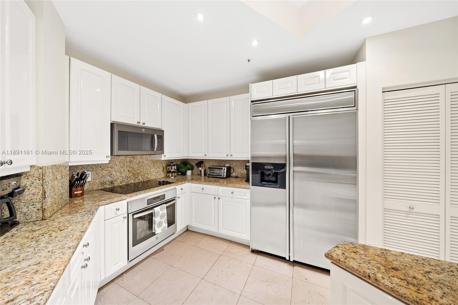 THREE TEQUESTA POINT COND - Residential Lease