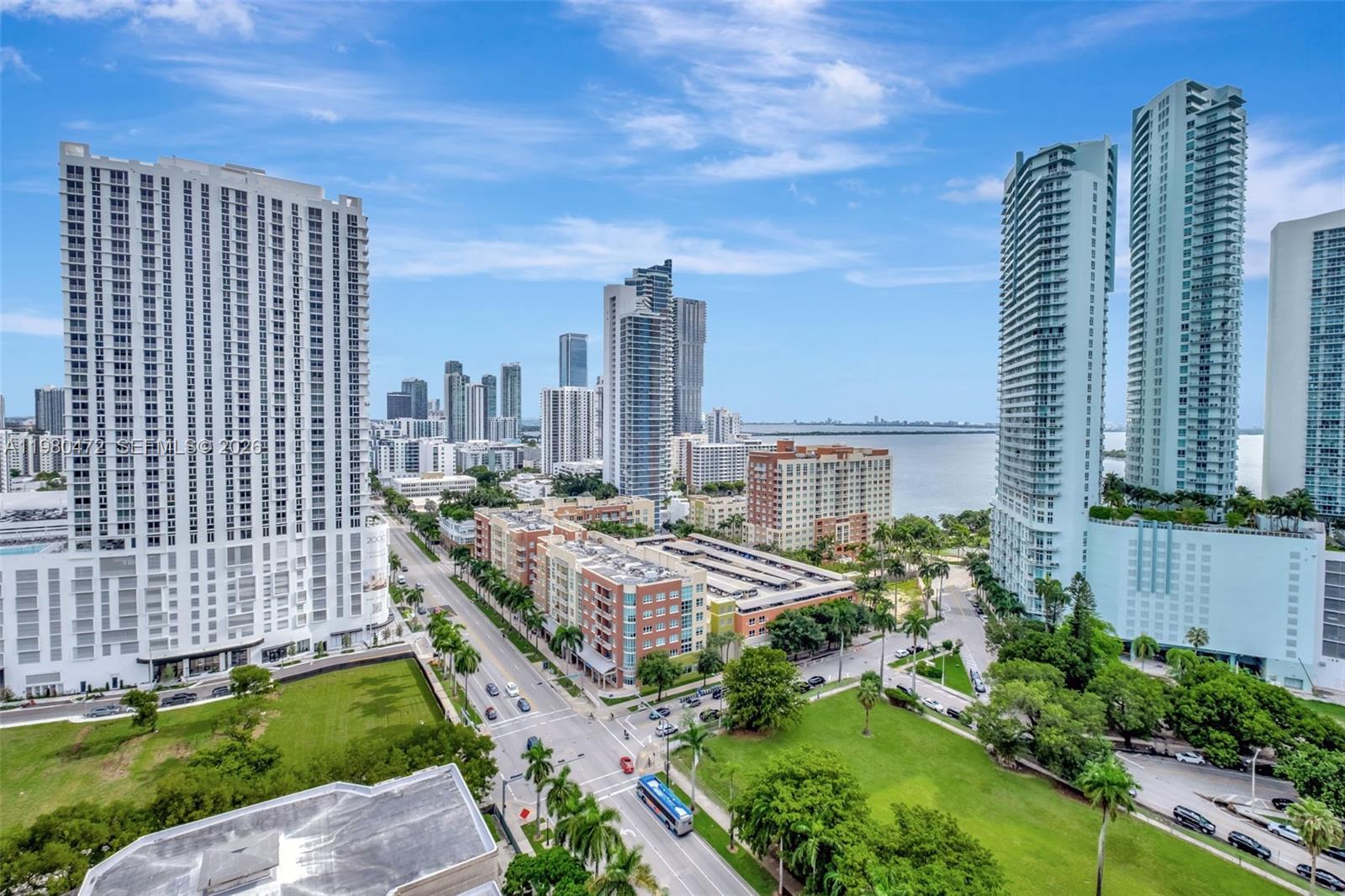 1800 BISCAYNE PLAZA CONDO - Residential