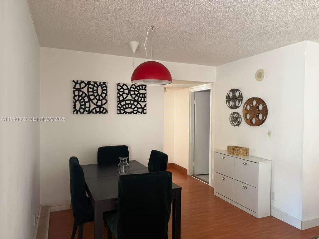 PLAZA OF AMERICAS CONDO P - Residential Lease