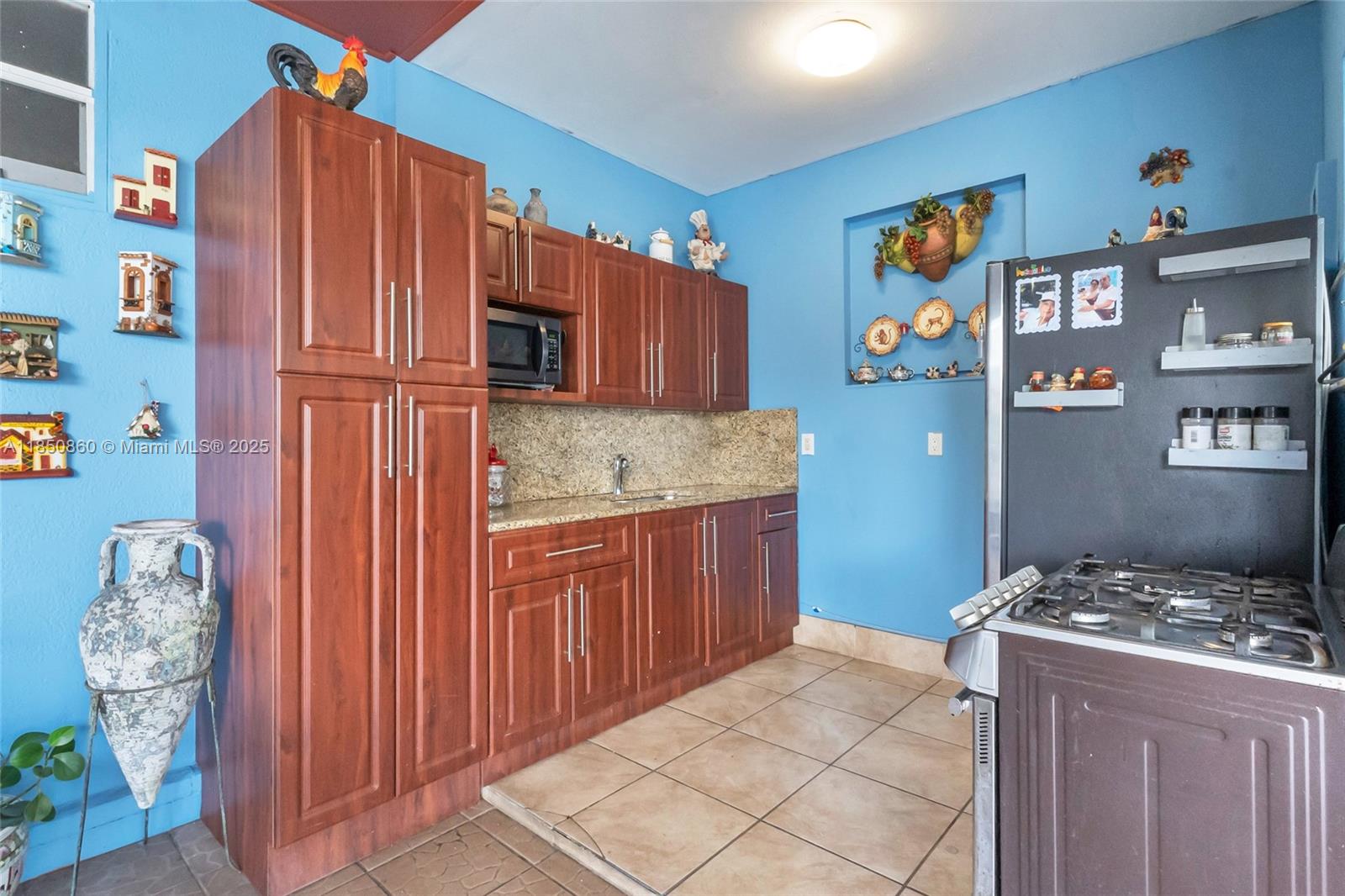 PALM ESTATES 1ST ADDN - Residential