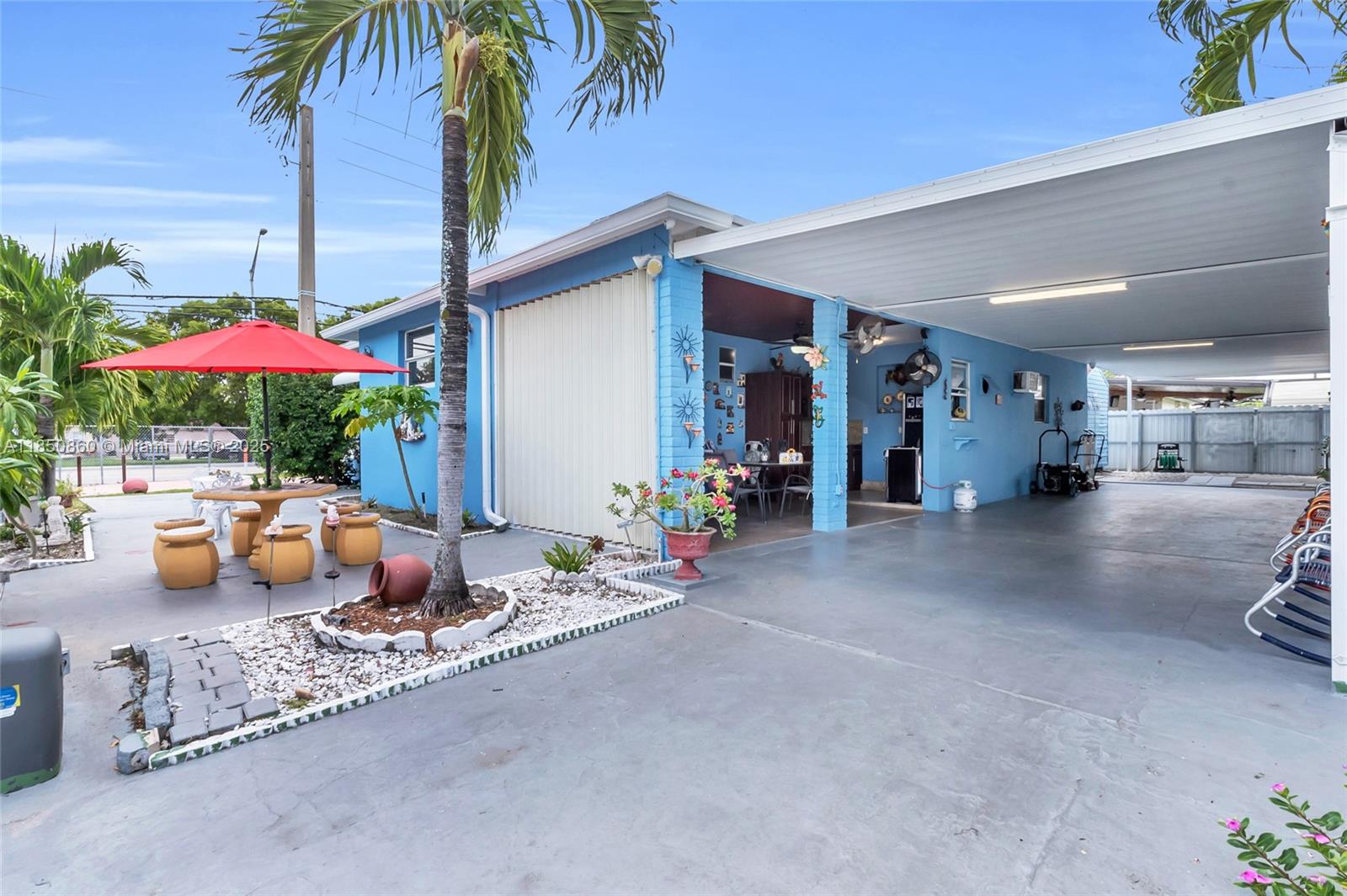 PALM ESTATES 1ST ADDN - Residential