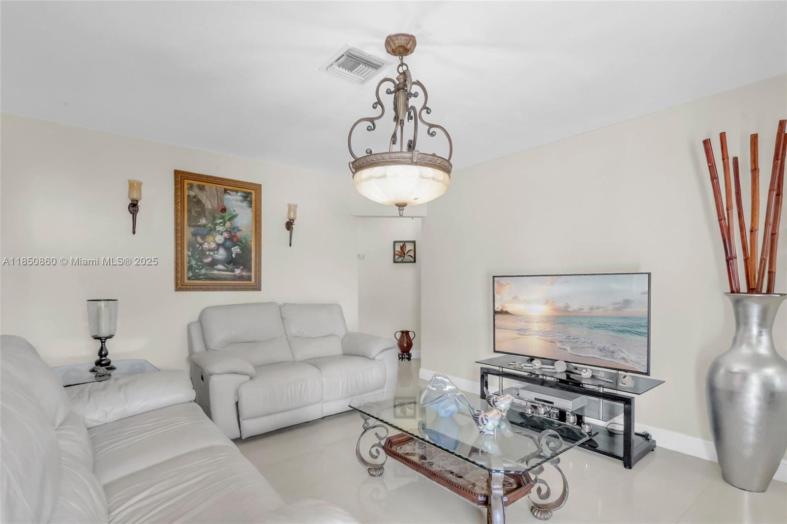 PALM ESTATES 1ST ADDN - Residential