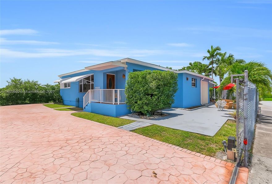 This beautifully maintained corner lot offers incredible versatility and charm. Featuring a spacious terrace perfect for entertaining, parking your boat or trailer, or simply enjoying weekend gatherings, this property checks every box. Located in a highly desirable city that everyone loves. Enjoy the convenience of an outdoor kitchen, perfect for cooking al fresco and keeping the indoors cool. A rare opportunity you won’t want to miss!