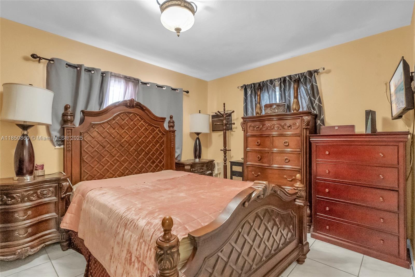 PALM ESTATES 1ST ADDN - Residential